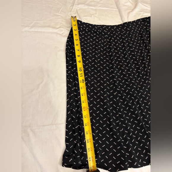 Liz Claiborne Romantic Classic comfy skirt stretch - Picture 10 of 10